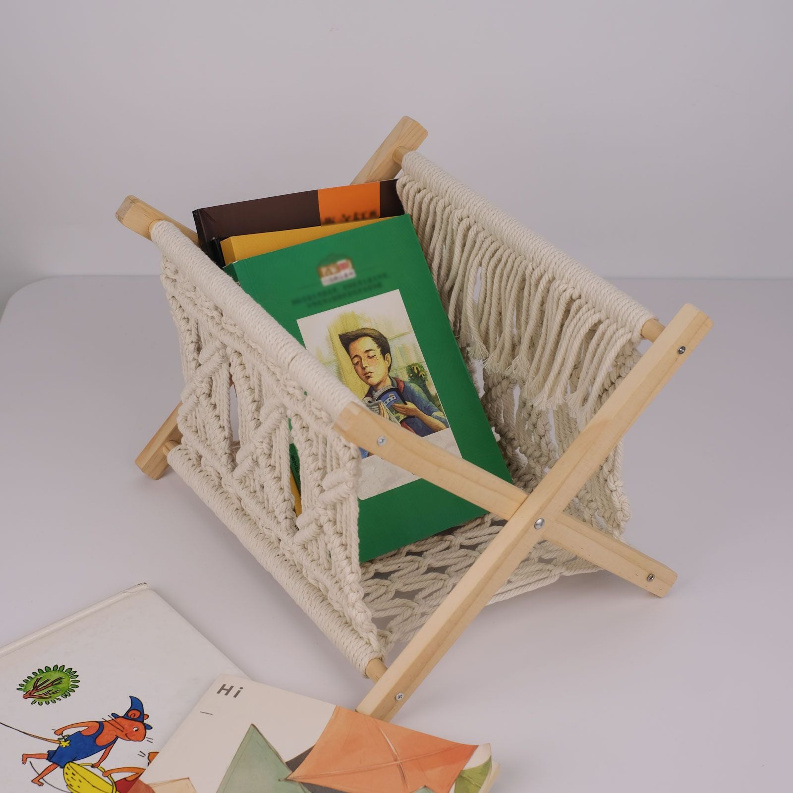 Xemussa 1pc Newspaper Baskets, Magazine Rack, Cotton Rope Woven Magazine Holder, Standing Boho Basket, Book Basket for Newspapers, Magazines, Books, Living Room, Bathroom, Office